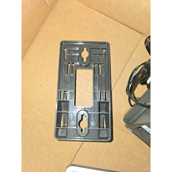 AT&T Cordless Phone System Digital Answering Machine - Picture 6 of 9